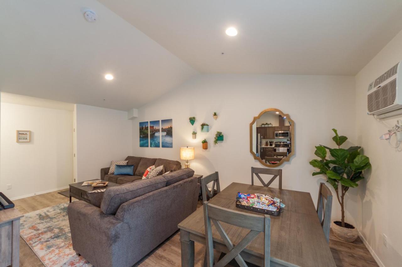 Ferienwohnung Modern And Stylish King Bed Wifi Free Parking Spokane Valley Exterior foto